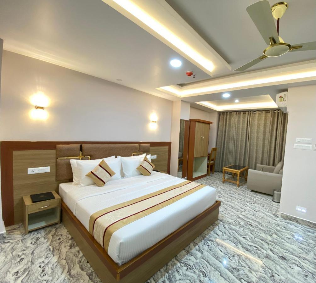 Hotel Imolesh Imphal Dış mekan fotoğraf