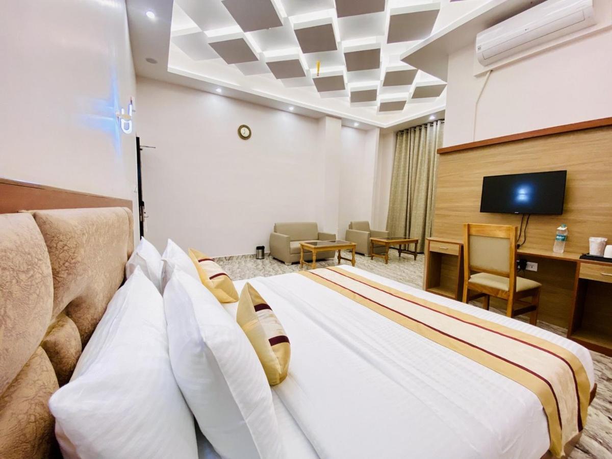 Hotel Imolesh Imphal Dış mekan fotoğraf