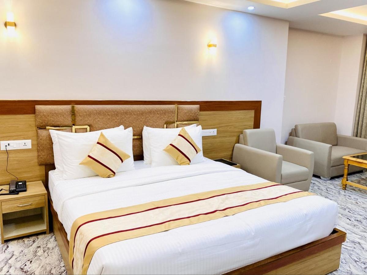 Hotel Imolesh Imphal Dış mekan fotoğraf