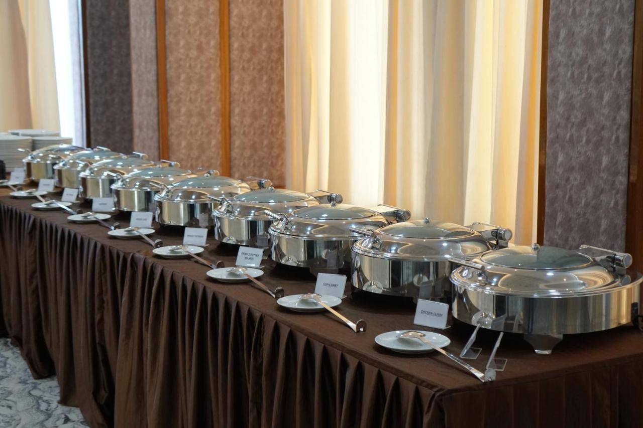 Hotel Imolesh Imphal Dış mekan fotoğraf